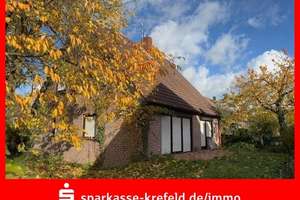 Freistehendes Einfamilienhaus mit Einliegerwohnung – Die vollständige Adresse der Immobilie erhältst du vom Anbieter., 47906 Kempen – Vorschaubild 1