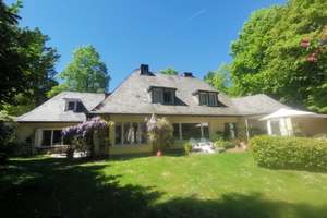 Charmantes Landhaus mit Garten in Bad Godesberg