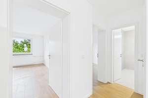 Frisch sanierte 3-Zimmer-Wohnung mit Balkon und modernem Wohnkomfort in zentraler Lage