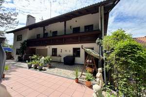 Exklusives Landhaus mit Einliegerwohnung, Gewerbefläche und weitläufigem Grundstück – Die vollständige Adresse der Immobilie erhältst du vom Anbieter., 84546 Egglkofen – Vorschaubild 13