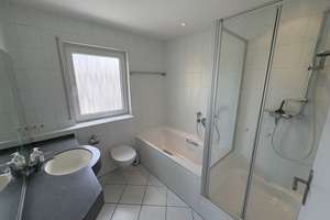"Penthouse-Feeling"
3-Zimmer-Wohnung mit Dachterrasse in beliebter Wohnlage – Die vollständige Adresse der Immobilie erhältst du vom Anbieter., 65197 Klarenthal, Wiesbaden – Vorschaubild 5