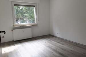 Alltagstaugliche 3,5-Zimmer-Wohnung mit Balkon in Essen-Heisingen – Baderweg 6, 45259 Heisingen, Essen – Vorschaubild 10