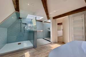 Wohnen über den Dächern von West – Maisonette mit Wellness & Weitblick – Die vollständige Adresse der Immobilie erhältst du vom Anbieter., 70176 Rosenberg, Stuttgart – Vorschaubild 2