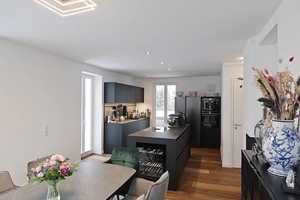 Modernes Maisonette-Penthouse mit großzügiger Dachterrasse in Groß Flottbek, Hamburg – Beselerstraße 32A, 22607 Hamburg – Vorschaubild 2
