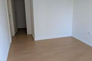 Renovierte 2-Zimmer-Wohnung mit Balkon in Neuhausen – Maria-Luiko-Str. -, 80636 Alte Kaserne, München – Vorschaubild 4