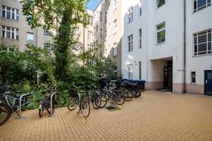 Gemütliche 2-Zimmer-Altbauwohnung mitten im Neuköllner Schillerkiez – Berlin – Vorschaubild 9