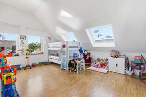 Mit 3D und ROOMTOUR: Moderne Maisonettewohnung mit großer Dachterrasse – für den Landeanflug Ihrer F – Die vollständige Adresse der Immobilie erhältst du vom Anbieter., 51109 Merheim, Köln – Vorschaubild 20