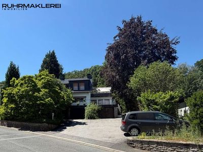 Charmantes, freistehendes Zweifamilienhaus mit XL-Garage und Gewerberaum in Wetter-Wengern!