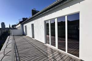 Ganz oben zu Hause – exklusives Penthouse mit urbanem Lebensgefühl - auch WG geeignet! – 40210 Stadtmitte, Düsseldorf – Vorschaubild 2