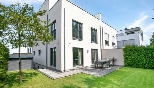 Bild von Modernes Familienhaus mit Skylineblick in Götzenhain