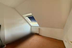 Gepflegtes Reihenmittelhaus mit 5 Zimmern, Garten, Stellplatz & ausgebautem DG in Bernau bei Berlin – Barnim (Kreis) – Vorschaubild 8