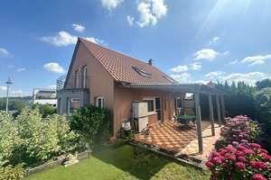 Großes einzigartiges EFH mit Terrasse, Garten und Weitblick – Die vollständige Adresse der Immobilie erhältst du vom Anbieter., 75417 Mühlacker – Vorschaubild 1