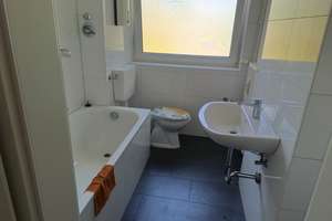 Helle 3-Zimmer-Wohnung mit Balkon im 1. OG in Hannover-Mühlenberg – Die vollständige Adresse der Immobilie erhältst du vom Anbieter., 30457 Mühlenberg, Hannover – Vorschaubild 7