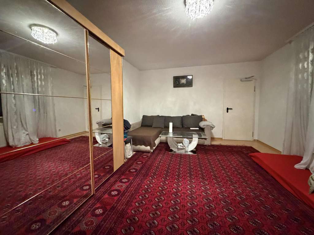 Immobilie in Offenbach am Main - Kapitalanlage mit Potenzial - 1,5 Zi-Wohnung inkl. Stellplatz - zentrale Wohnlage! - Bild 2