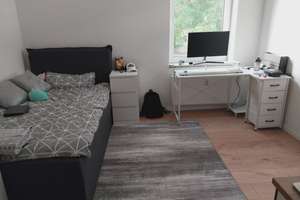     Schöne 1-Zimmer-Wohnung mit EBK in Top-Lage – Aachener Str. 42, 41061 Gladbach, Mönchengladbach – Vorschaubild 3