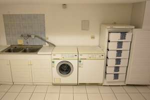 Freistehendes Einfamilienhaus mit 140 m² Wohnfläche + großzügigen 80 m² Nutzfläche in München-Hadern – 81375 Neuhadern, München – Vorschaubild 10