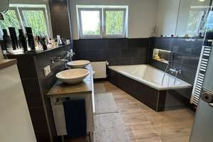 Helle, geräumige 4-Zimmer-Wohnung mit 2 Balkonen und Einbauküche in KR-Bockum (Provisionsfrei) – Die vollständige Adresse der Immobilie erhältst du vom Anbieter., 47800 Bockum, Krefeld – Vorschaubild 11