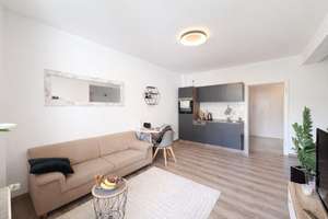 Bezugsfreie, möblierte 1,5-Zimmer-Wohnung mit Balkon in Düsseldorf-Derendorf – stilvoll saniert – Die vollständige Adresse der Immobilie erhältst du vom Anbieter., 40476 Derendorf, Düsseldorf – Vorschaubild 3