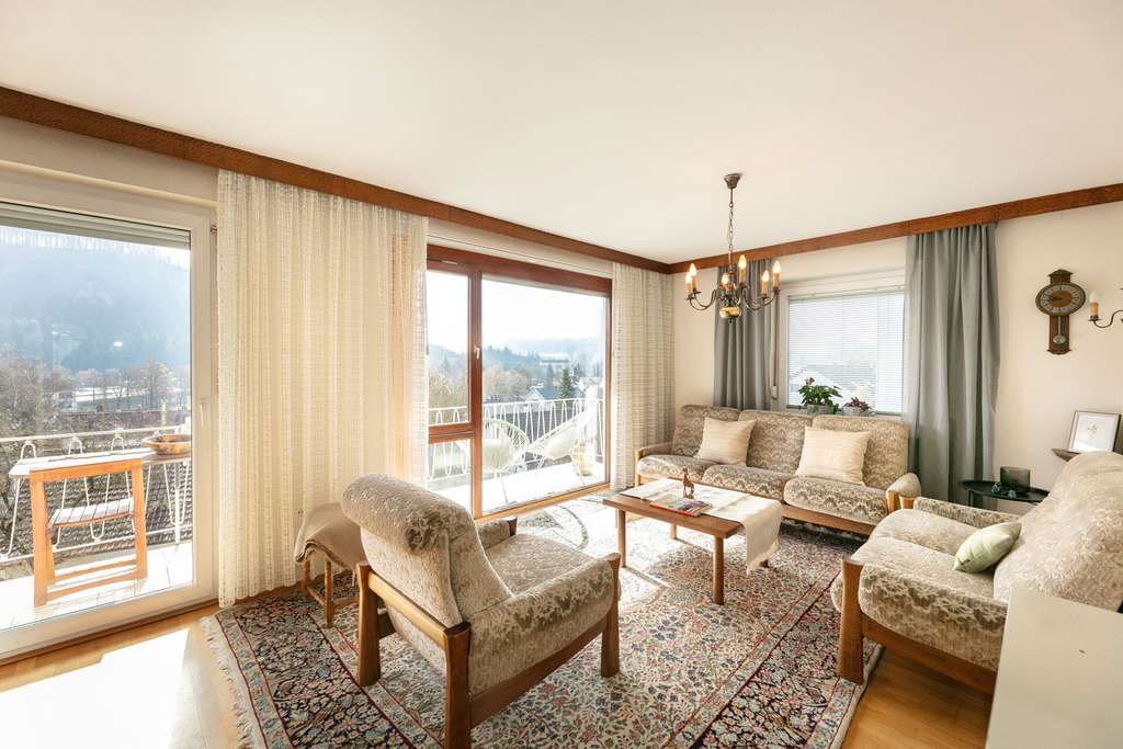 Immobilie in Schelklingen - Ruhige Aussichtslage - 
Viel Platz für die ganze Familie! - Bild 3