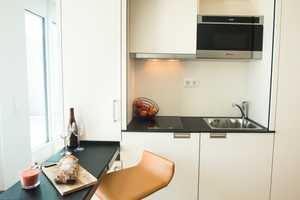 Zentral • Modern • Leben || Penthaus • Möbliert • Dachterrasse – Bechmann- Rahn- Weg 2 + 4, 91052 Rathausplatz, Erlangen – Vorschaubild 2