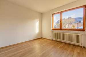 Ganderkesee-Ort | Großes Einfamilienhaus mit Einliegerwohnung und Doppelgarage direkt am Feld – Oldenburg (Kreis) – Vorschaubild 11