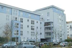 Rebstockviertel: Moderne 3 Zimmer Penthousewohnung mit großer Terrasse