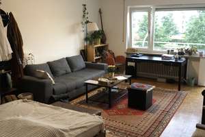Lichtdurchflutete 1-Zimmer-Wohnung mit Balkon und Einbauküche in München Sendling-Westpark – Eichendorfplatz 8, 84139 Mittersendling, München – Vorschaubild 2