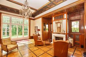 Denkmalgeschützte Villa aus der Gründerzeit mit Garten und Pool in Wiesbaden – Die vollständige Adresse der Immobilie erhältst du vom Anbieter., 65187 Südost, Wiesbaden – Vorschaubild 3