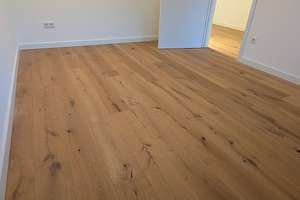 Exklusive sanierte 3-Zimmer Maisonette-Dachgeschosswohnung in der Düsseldorfer Innenstadt – Kasernenstraße 17-19, 40213 Carlstadt, Düsseldorf – Vorschaubild 7