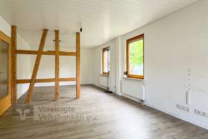 Freistehendes Einfamilien-/Generationenhaus - mit kleinem Garten - sofort frei – Die vollständige Adresse der Immobilie erhältst du vom Anbieter., 72762 Reutlingen-Mitte, Reutlingen – Vorschaubild 2