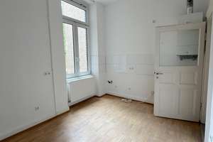 "unkompliziert und einfach" - 2-Zimmer-Altbau-Wohnung in Wiesbaden zu vermieten! – Die vollständige Adresse der Immobilie erhältst du vom Anbieter., 65185 Mitte, Wiesbaden – Vorschaubild 4