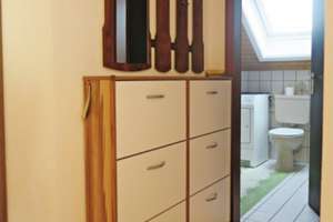 Geschmackvolle Dachgeschosswohnung mit zwei Räumen und Einbauküche in Reutlingen-Sondelfingen – Die vollständige Adresse der Immobilie erhältst du vom Anbieter., 72766 Sondelfingen, Reutlingen – Vorschaubild 5