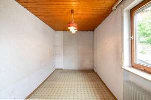 Wohnen, Arbeiten, Sammeln - Haus mit Einliegerwohnung, Scheune u. Doppelgarage auf großem Grundstück – Die vollständige Adresse der Immobilie erhältst du vom Anbieter., 74379 Ingersheim – Vorschaubild 10