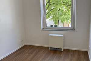 Charmante vollständig renovierte 2 Zimmer Altbauwohnung in Düsseldorf – Siemensstraße 41, 40227 Düsseldorf – Vorschaubild 2