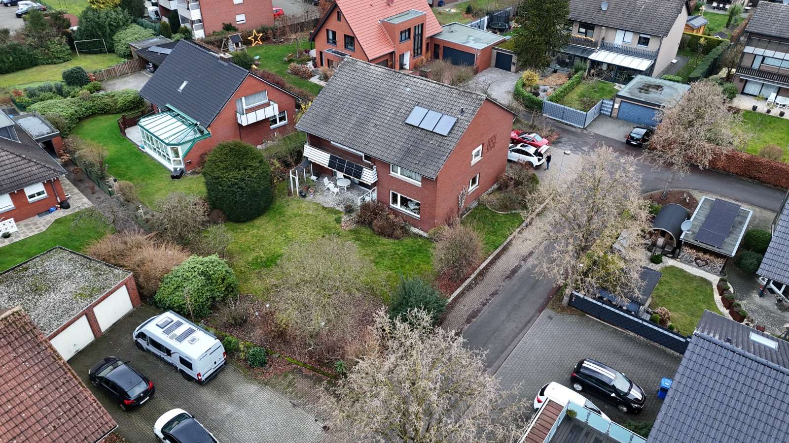 Großzügiges Einfamilienhaus in bester Lage von Ibbenbüren, Steinfurt Kreis – Bild 2