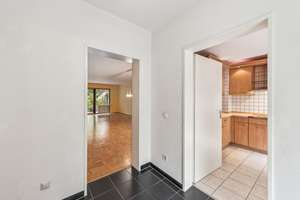Großzügige 4-Zimmer-Maisonette-Wohnung mit idealer Aufteilung - Terrasse u. Balkon - in idealer Lage – Die vollständige Adresse der Immobilie erhältst du vom Anbieter., 52072 Laurensberg (Statistischer Bezirk), Aachen – Vorschaubild 5