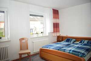 So schön kann Wohnen sein –Top gepflegtes Reihenhaus in Hasseldieksdamm – Kiel – Vorschaubild 7