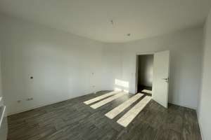 Lichtdurchflutete 2-Zimmer-Wohnung mit Balkon – Hauptstraße 49, 1809 Heidenau – Vorschaubild 4