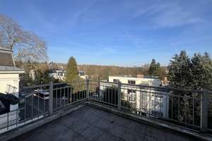 Luxury 3- to 4-bedroom penthouse apartment in a historic villa without an elevator – Die vollständige Adresse der Immobilie erhältst du vom Anbieter., 65193 Nordost, Wiesbaden – Vorschaubild 32