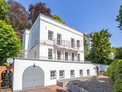 "…Neßsand voraus!" Villa zur Modernisierung in ruhiger Elblage von Hamburg - Blankenese
