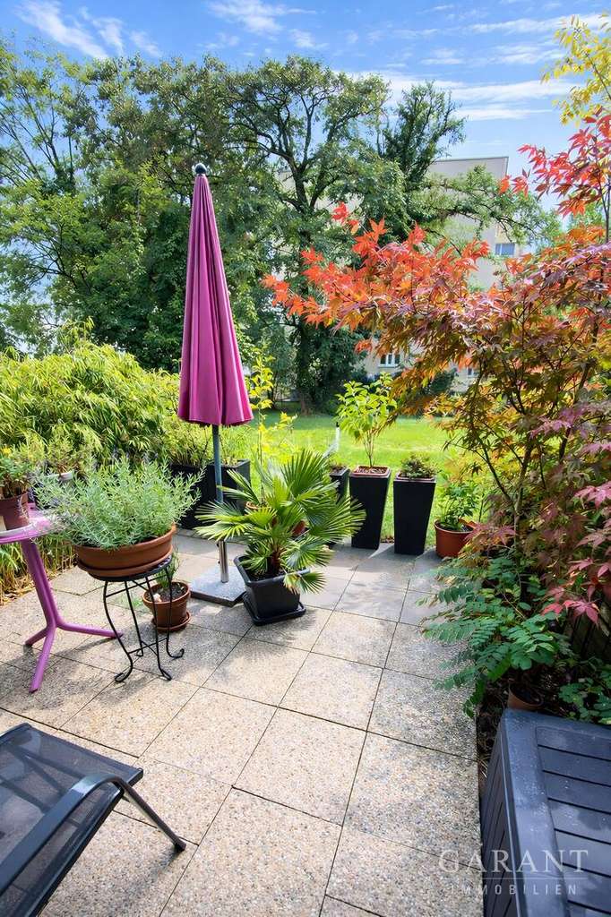 Immobilie in Germering - Attraktive 2 Zimmer-Wohnung auf Erbpacht mit Terrasse und Tiefgaragenstellplatz inklusive - Bild 2