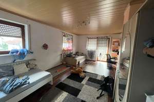 Vielseitiges Familienhaus in Altdorf - Raum für 1 bis 3 Parteien – Weidachweg 27, 87640 Biessenhofen – Vorschaubild 6