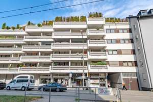Stilvolle 2-Zimmer-Wohnung mit zwei Balkonen in begehrter Lage Schwabing-Luitpoldpark