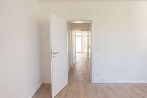 Erstbezug nach Sanierung: Viereinhalbzimmer-Wohnung  in Bad Homburg – Die vollständige Adresse der Immobilie erhältst du vom Anbieter., 61352 Bad Homburg vor der Höhe – Vorschaubild 25