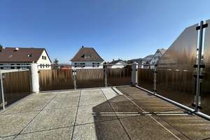 Stilvolles Einfamilienhaus mit Einliegerwohnung und Traumgarten – Die vollständige Adresse der Immobilie erhältst du vom Anbieter., 72762 Reutlingen-Mitte, Reutlingen – Vorschaubild 12