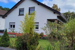 CHARMANTES EINFAMILIENHAUS IM LUFTKURORT! – Die vollständige Adresse der Immobilie erhältst du vom Anbieter., 66957 Eppenbrunn – Vorschaubild 3