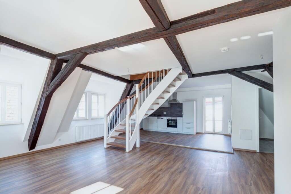 Immobilie in Dinkelsbühl - Denkmalgeschützes modernisiertes Mehrfamilienhaus mit Gewerbeeinheit *komplett vermietet* - Bild 14