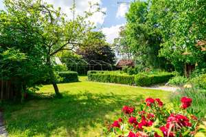 Bezauberndes Anwesen mit parkähnlichem Garten 
auf 3234 m² Grund – Die vollständige Adresse der Immobilie erhältst du vom Anbieter., 89365 Röfingen – Vorschaubild 9