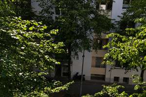 begehrte Lage – gepflegte 2-Zimmer-Wohnung mit Balkon und Duplexstellplatz – Kraelerstraße 3, 81373 Untersendling, München – Vorschaubild 7