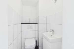 WOHNQUALITÄT PUR! Stilvoll sanierte 3-Zimmer-Wohnung mit 2 Balkonen in Bestlage von Grafenberg – Die vollständige Adresse der Immobilie erhältst du vom Anbieter., 40235 Grafenberg, Düsseldorf – Vorschaubild 13
